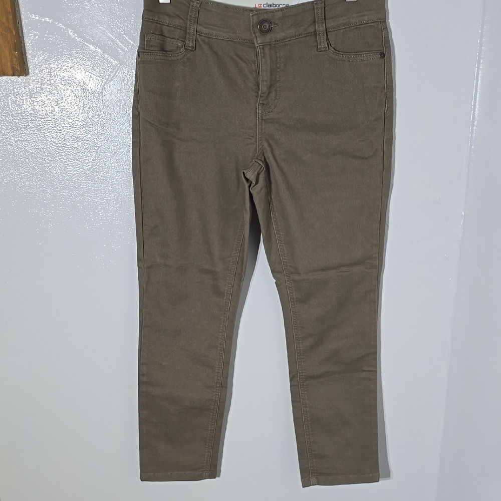 Liz Claiborne Sara Slim Leg Mid Rise Tan Stretch Jeans Size 4PS NWT